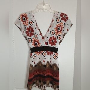 Wrapper White and Red V-Neck Top Size Small